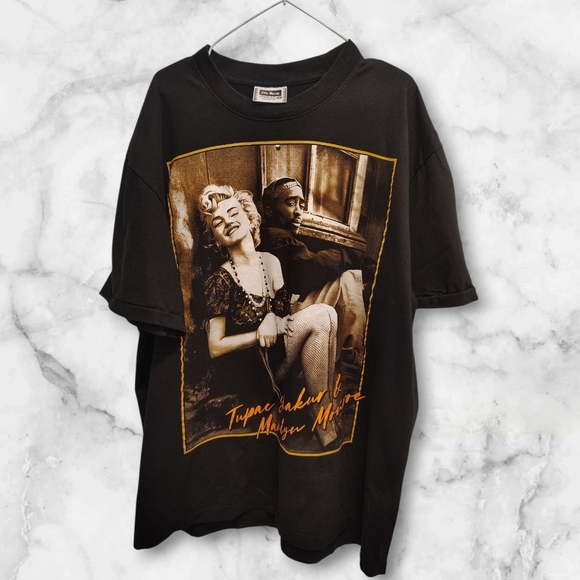 Tupac Shakur & Marilyn Monroe Men's T-Shirt - Size 2XL - Picture 2 of 3